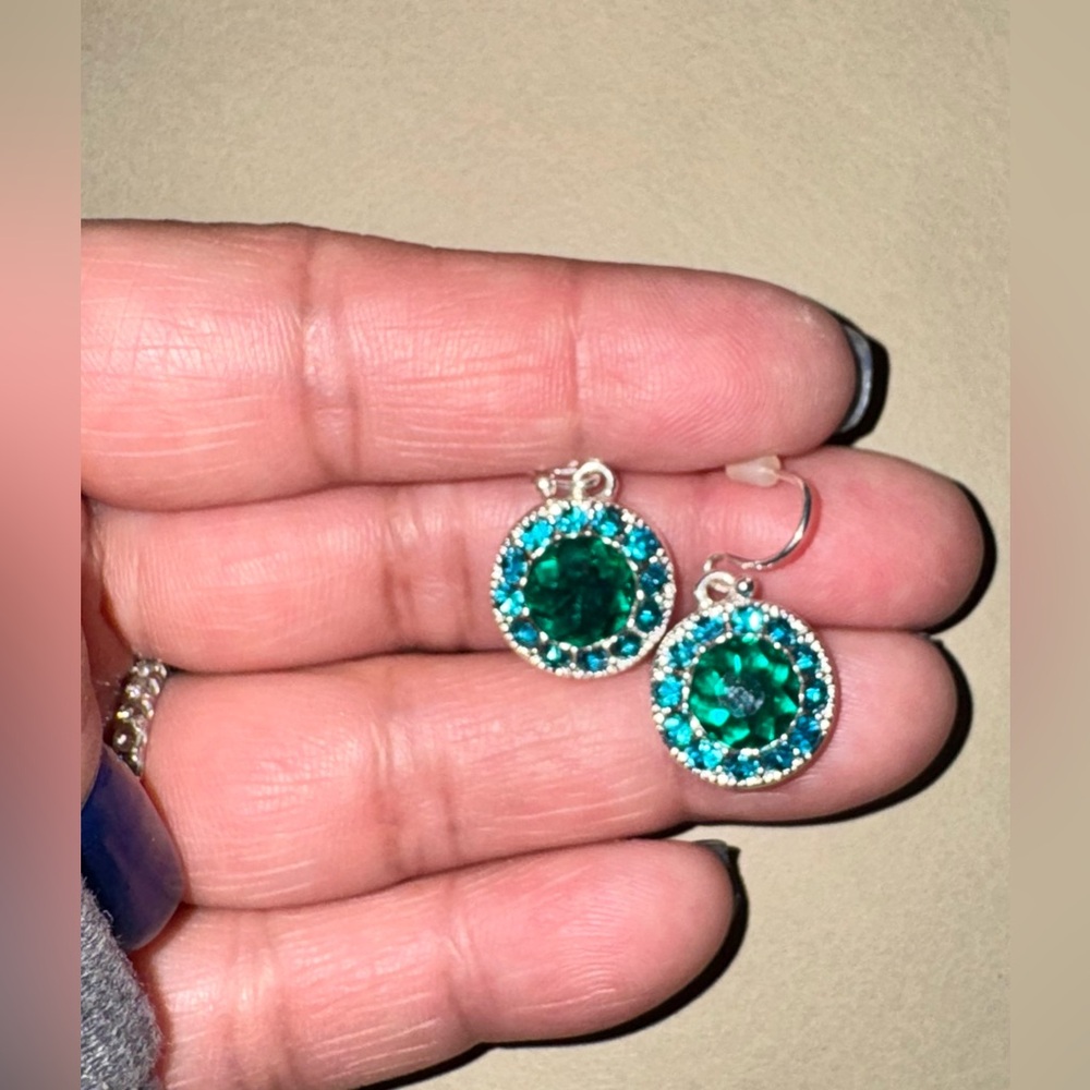 ✳️ Elegant Blue Green Gemstone Earrings - Picture 3 of 6